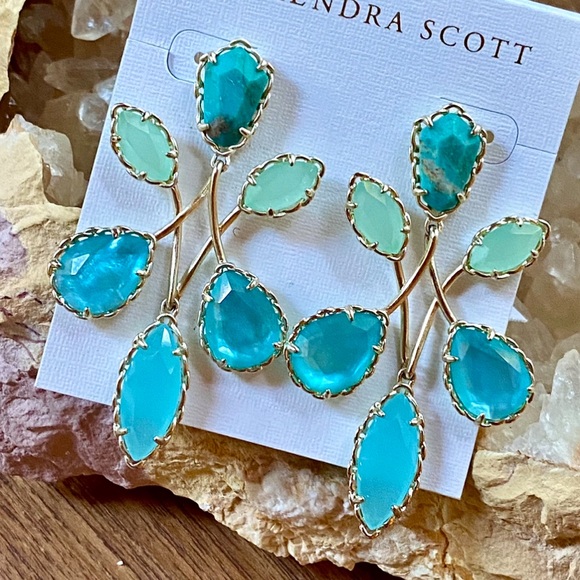 🌺🎉HP🎉🌺 NWT Kendra Scott Gwyneth Gold Statement Earrings - Picture 2 of 12